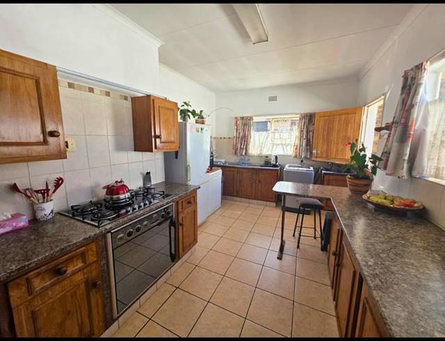 3 BEDROOM HOUSE FOR SALE IN NORKEM PARK